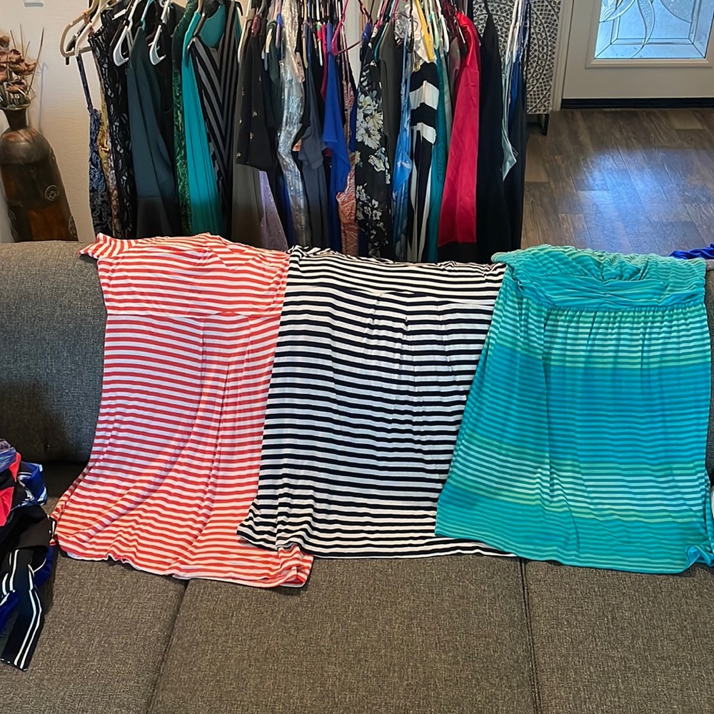 3 stripped dresses